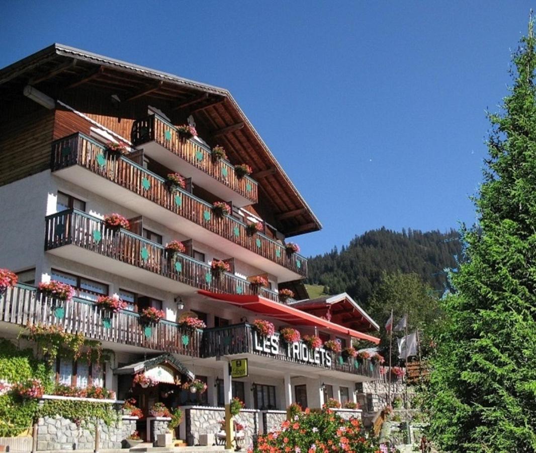Hotel Les Triolets Chatel Exterior photo
