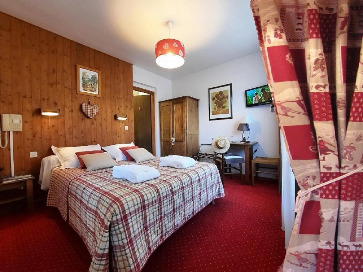 Hotel Les Triolets Chatel Room photo
